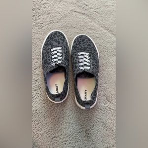 Old navy black cheetah sneakers